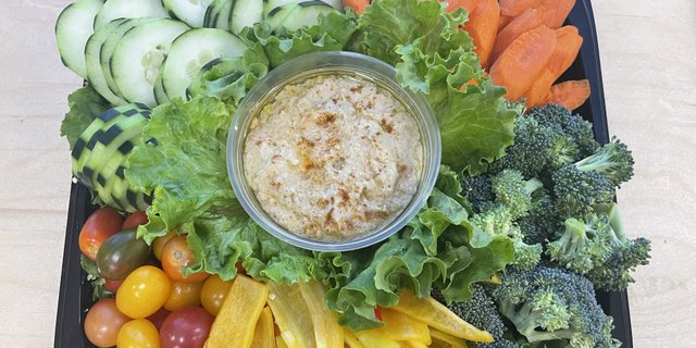 Vegetable Platter w/ Hummus