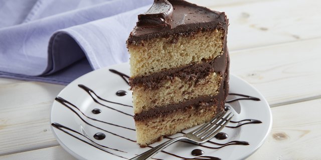 Old Fashioned Diner Cake Slice