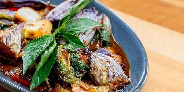 Pad Eggplant (Full Tray)