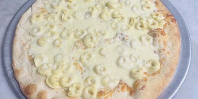 Cheese Tortellini Pizza