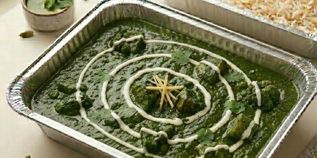 Saag Chicken + Rice
