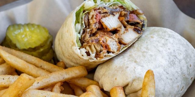 Sweet & Spicy Chicken Wrap