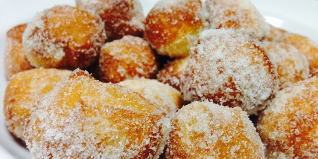 Sugar Daddy Puffs