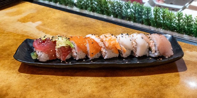 Rainbow Roll