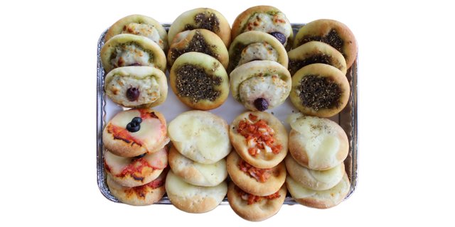Dozen Small Manakeesh