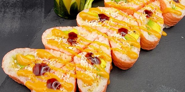 Kiss Roll
