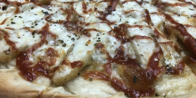 16" Chicken Pizza