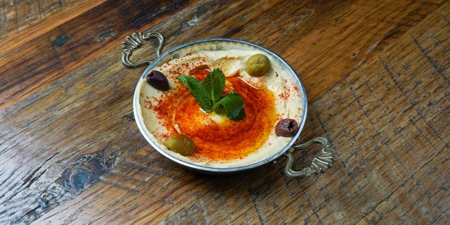 Hummus Quart (44 oz)
