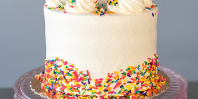 6" Confetti Cake