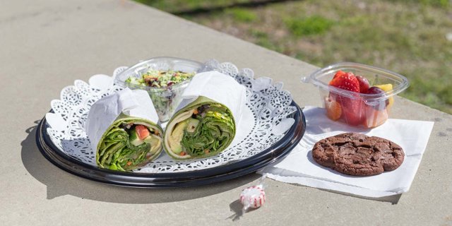 Deluxe Boxed Lunch