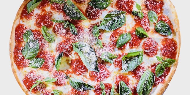 Margherita Pesto 18" Pizza