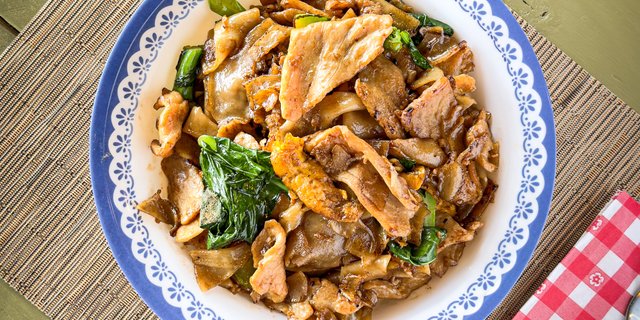 Individual Pad See Ew Noodles