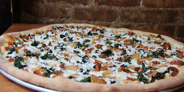 Florentine Pizza