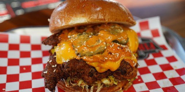 Nashville Hot Crispy Sandwich
