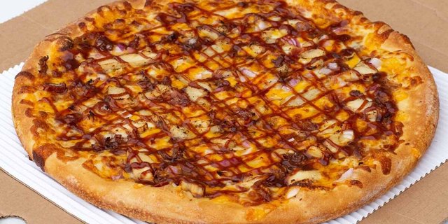 BBQ Chicken Round Pizza