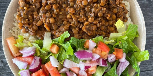 Mediterranean Lentil Bowl