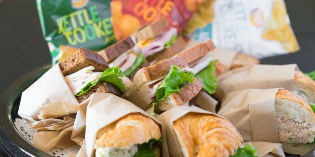 Sandwiches & Chips Platter