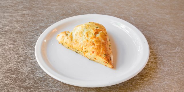 Cheddar Chive Scone
