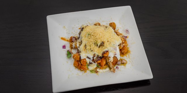 Aloo Tikki Chaat