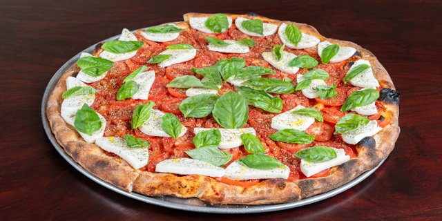 Caprese Pizza