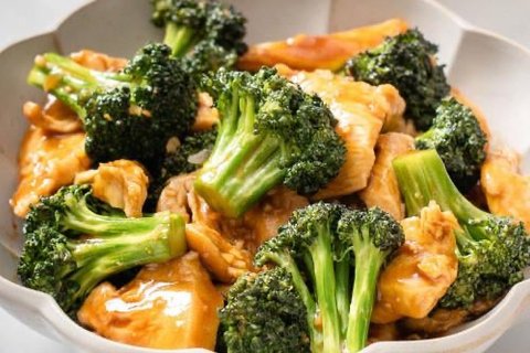 Chicken W/ Broccoli