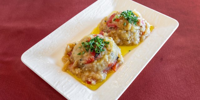 Patlican Salatasi