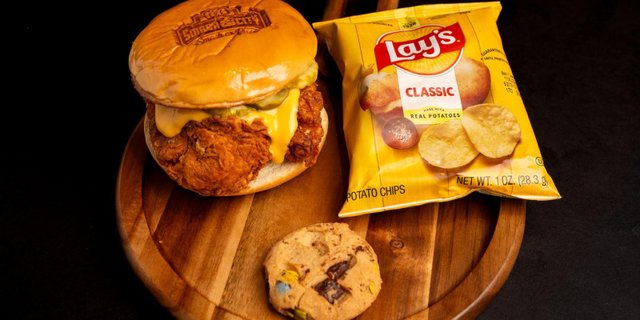 Cheesy Chicken Sandwich Box