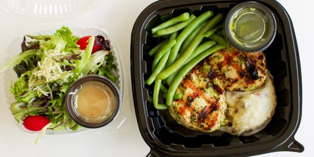 Amalfi Lemon Herb Chicken