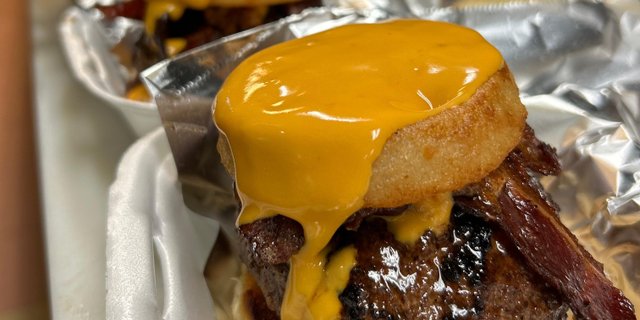 Muspelheim Stuffed Burger