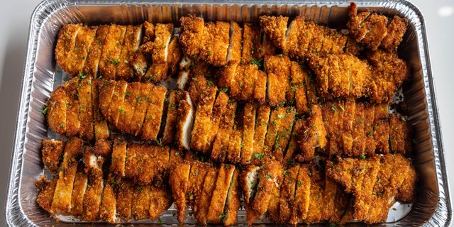 Chicken Cream Chop Tray