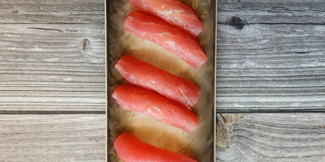Tuna Nigiri