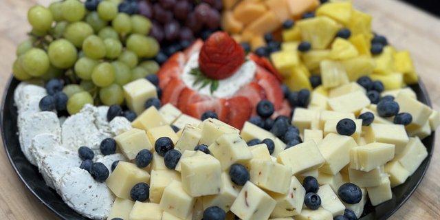 Fruit & Cheese Board