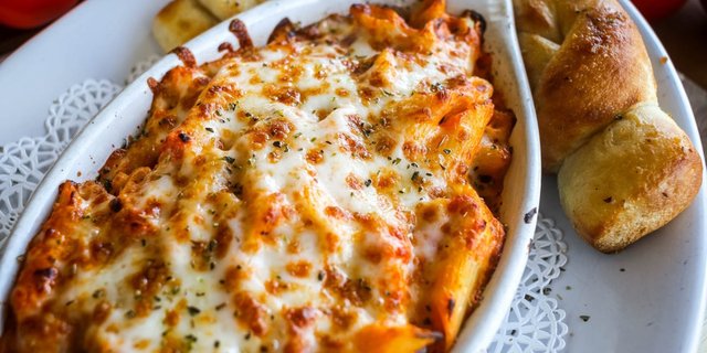 Baked Ziti Tray