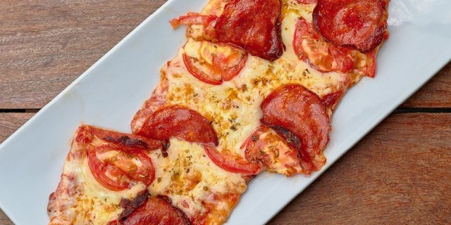 Margherita Flatbread