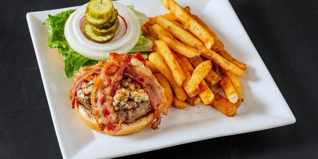 Black & Blue Burger
