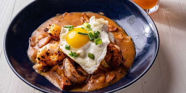 Cajun Shrimp & Grits