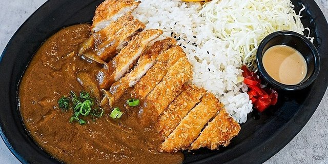 White Meat Chicken Cutlet with Curry Sauce