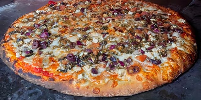 Mediterranean Pizza