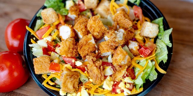 Jaggers Crispy Chicken Salad