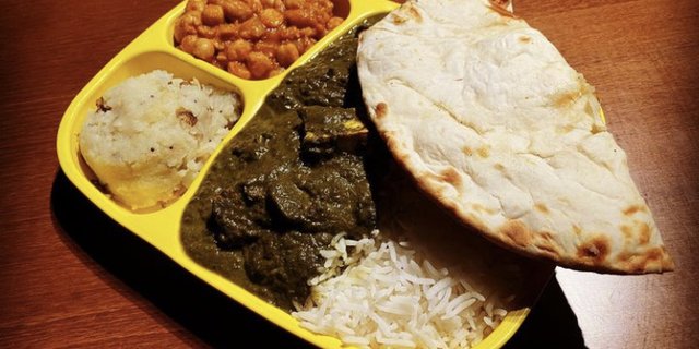 Saag Plate