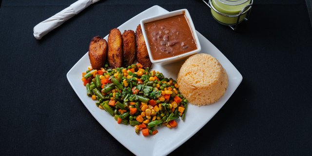 Vegetable Plate Boxed Meal