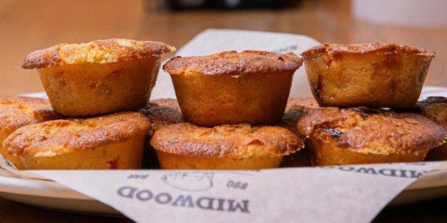 Pepper Jack Cornbread Muffins