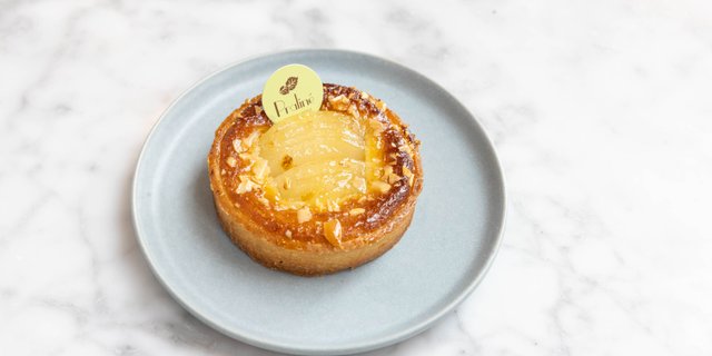 Almond Pear Tart