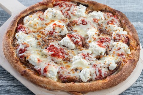 Eggplant & Ricotta Pizza