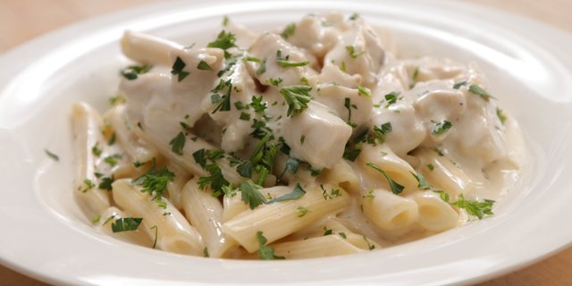 Chicken Fettucine Alfredo