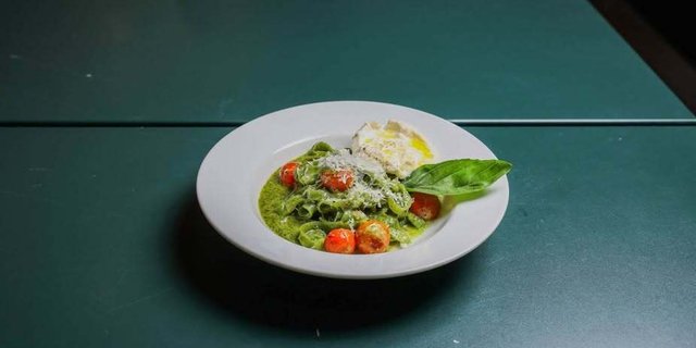 Tagliatelle Verdi Al Pesto