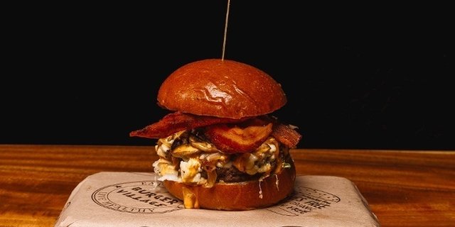 Petite Village Ostrich Burger