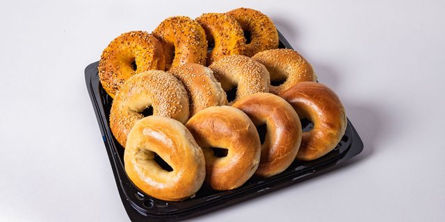 Dozen Bagels