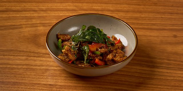 Crispy Pork Kra Pow Tray