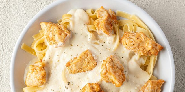Chicken Fettuccine Alfredo